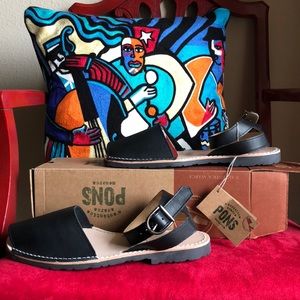 Black Ankle Strap Pons Avarcas SZ9 EUSZ 39 New